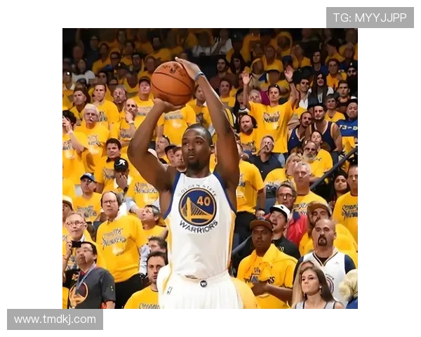 KD险避技犯引热议 勇士再现名场面 雷霆旧伤被揭韦伯时刻重演